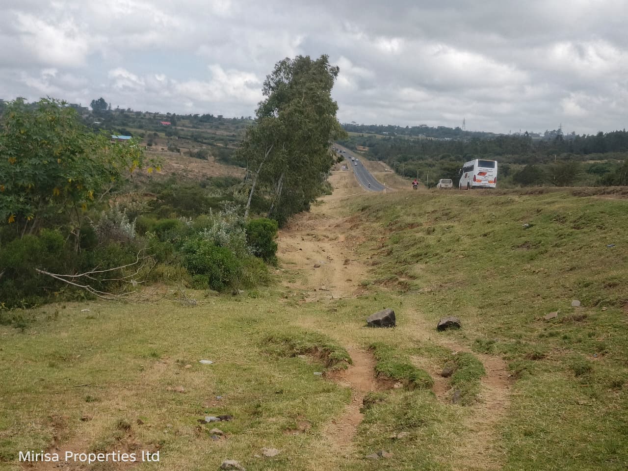 Nagiri commercial property Narok with electricity on site and ready title deed